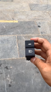 Công tắc pha cốt howo a7 công tắc pha cốt xe ô tô đầu kéo howo a7 4 chân