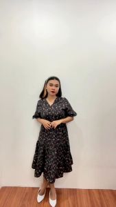 Jasmine Dress Korean Style / V Neck Short Sleeve A Line Floral Midi Dress