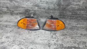 317-1508-US FRONT CORNERLAMP CORNER LAMP LAMPU SEIN SEN SAMPING RATING RITING RIFTING BELOK KANAN / KIRI H. CIVIC GENIO 1993