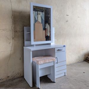 Meja Rias Kaca Slide Meja Rias Kaca Kotak Violet Modern dan Kekinian