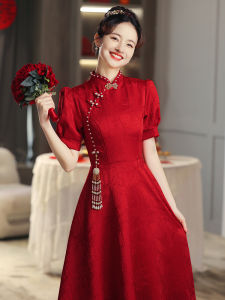 ชุดกี่เพ้าสีแดงสำหรับเจ้าสาว ชุดราตรีสไตล์จีน ชุดราตรีสั้น ชุดเดรสยาวเอวสูง ชุดแต่งงาน ชุดทำงานลำลอง ชุดกี่เพ้าจีน ชุดกี่เพ้า