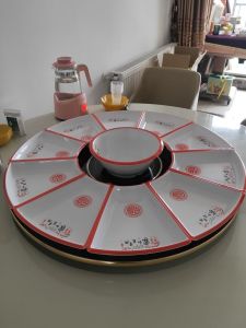 ชุดจานสำหรับงานเลี้ยงบ้านแบบหมุนได้ 10 ชิ้น จานทรงกลมสำหรับงานเลี้ยงปีใหม่ จานหัวเข็มขัดแบบแยกส่วน จานอเนกประสงค์ จานรับประทานอาหารแบบหมุนได้จากจีนแผ่นดินใหญ่