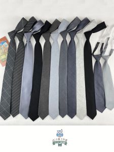 ผ้าพันคอไหมคอตตอนสีเทาเข้มสีดำ ผ้าลายทางยาว ผ้าพันคอแบบลำลองสไตล์เกาหลี ผ้าพันคอแบบไม่ต้องรัด ผ้าพันคอแบบถัก