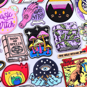 การ์ตูน Patch เหล็กบนแพทช์สําหรับเสื้อผ้า Thermoกาวแพทช์บนเสื้อผ้า Badge เห็ด/หนังสือเย็บปักถักร้อย Patch สติกเกอร์สัตว์