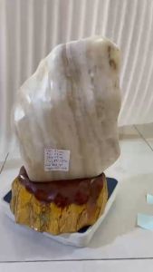 Cây đá trụ đá đá phong thủy tự nhiên nặng 15 kg cao 41 cm ( CUNG TÀI VƯỢNG) cho mệnh Kim và Thổ