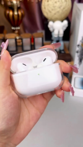 กรณีปลอกสําหรับ AirPods 1 2 3 Pro2 กรณีปลอก Gen 2 3 2nd 3rd Gen2 Gen3 กันกระแทกใสสี่มุม Enforcement พวงกุญแจสีสันสดใส