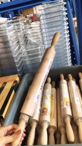 Wooden Dough roller (smooth non-stick and incredibly durable rolling pin)