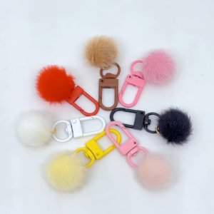 【Local Seller】5PCS Of Colorful Plush Ball Pendant Rotating Door Buckle Handmade Diy Student Gift Package Pendant