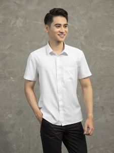 Áo sơ mi ngắn tay Aristino ASSR16 trắng tinh có túi tà bằng co giãn nhẹ