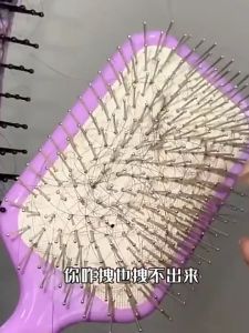1pcs Retractable Magic Massage Comb Scalp Broken Hair Cleaning Comb Portable Household ABS 伸缩魔法梳