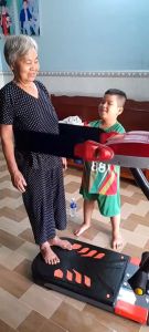 Máy Rung Giảm Mỡ Bụng Đứng Queen Pro-750- Có Xoay Eo Gập bụng. Điều Chỉnh 50 Cấp Độ Bảo Hành Đổi Mới 2 Năm