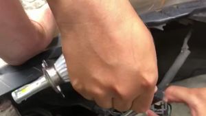 2pcs Lampu Utama LED H4 Mobil Avanza Bohlam LED untuk Lampu Kabut Mobil Xenia Super Terang Lampu Depan Mobil C6 12V 6000K 36Watt Warna Putih