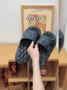 Bathroom slippers for women summer couple large-sized cartoon men indoor home anti-slip cool slippers for men summer