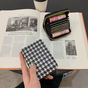 High-End Anti-Magnetic Card Holder for Driving Documents And Bank Cards Large Capacity Compact Design New 2025 Style Womens Wallet