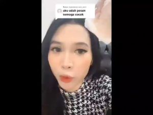 BPOM 100ML TONER KELUPAS COKLAT / TONER VIRAL/TONER KELUPAS WAJAH/TONER PENGELUPASAN WAJAH CEPAT/TONER KELUPAS WAJAH GLOWING/TONER PENGELUPASAN PADA FLEK SUPER TEBAL/TONER KELUPAS WAJAH MENGURANGI FLEK