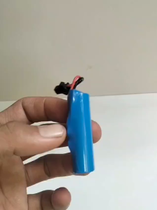 Baterai RC cas/carger 14500/2000mah 37V soket hitam 2 pim