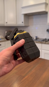 Universal Controller Stand Portable – Dudukan 2 Stick yang Bisa Dilipat Praktis dan Ringan