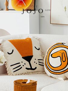 Modern Simplicity Original Design Lion Childrens Bed Pillow JOJOS L PD.storage Home Decorative Cushion PP Cotton Filling