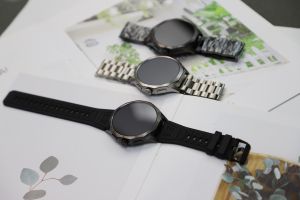 NORTH EDGE Wilderness Challenge Version 710mAH Battery Outdoor Sports Barometer Compass Smart Watch with 100+Sport Modes World Time Stainless Steel Strap 360 * 360px 1.85-inch HD Screen IP67 Waterproof DA03