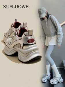 รองเท้าผ้าใบพื้นหนาสำหรับผู้หญิง ฤดูร้อน 2025 รองเท้าผ้าใบลำลองระบายอากาศได้ดี สีสันสดใส สวมใส่สบาย รองเท้าผ้าใบลำลองสำหรับผู้หญิง