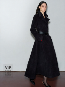 Elegant Waist-cinching Black A-line Sheep Wool Overcoat