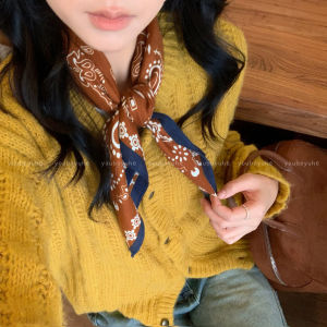 Korean Style Walnut Flower Pattern Neck Scarf Womens Fashion Accessory Decorative Knitted Square Scarf Multifunctional Autumn Winter