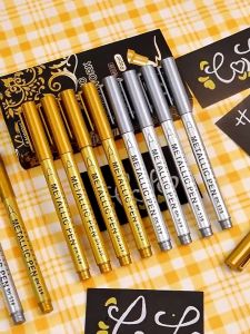 ONE-A118 Spidol Warna Metalik Gold Silver Waterproof Metallic Craftwork Pen Marker / Spidol Emas