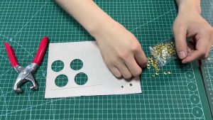 Grommet Eyelet Plier Set Eyelet Hole Punch Pliers Kit with Metal Eyelets Snap Pliers Tool Set with Storage Box Metal Snap Snap Pliers Set Five Jaw Snap Pliers