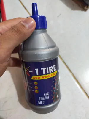 CAIRAN TUBLES X-1 TIRE 350 ML CAIRAN ANTI BOCOR UNIVERSAL BAN MOTOR BAN MOBIL NETTO 350 ML CAIRAN SUPER LENGKET CAIRAN ANTI RANJAU PAKU CAIRAN TUBLES ANTI BOCOR 350ML