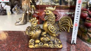Tượng gà gia đình bằng đồng phong thủy cao 19cm ngang 22cm nặng 1.2kg
