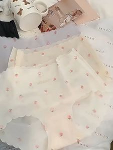 กางเกงในเจลลี่ ลายสตอเบอร์รี่ ผ้านุ่มลืน บางเบา ระบายอากาศได้ดี