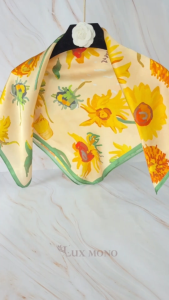 Set Hộp quà tặng khăn lụa vuông và cài khăn sang trọng cao cấp