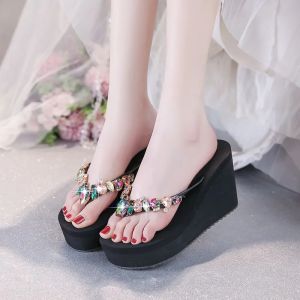 Dép nữ xu hướng mùa hè mới kim cương màu dép xỏ ngón hình nêm thời trang