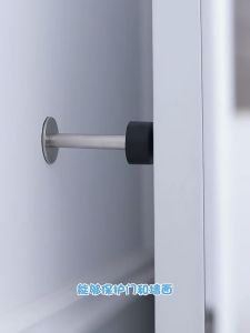 Chặn cửa Gắn Tường kiểu mới đệm cao su dầy to có keo dán và ốc vít chống va đập dễ lắp inox 304