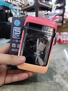 Hộp lưu trữ 20 điếu trong suốt chống nước - kiêm bật lửa điện tiện lợi