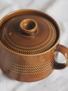 Ceramic Clay Pot Steamed Egg Soup Bowl One-Person Serving Size with Lid Nordic Style Soft Cute Healing Series round Shape