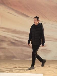 Guvet | Small Black Gold 4.0 Mens Down Jacket