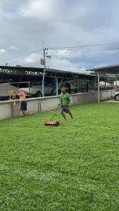 Reel Mower รถตัดหญ้าเดินตาม รูปแบบ 2 ล้อ ไม่ใช้ไฟฟ้า-น้ำมัน สำหรับหญ้าสูง 2-5 ซม รอบการตัดบ่อย 1-2 ครั้ง/วัน สะดวก และพิจารณาให้ใช้งานง่าย