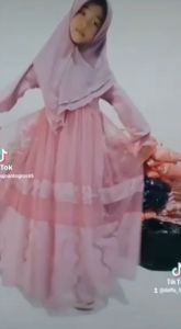 Gamis Anak Perempuan Plus Kerudung Model Terbaru Set Hijab Ceruty Renda Brokat 3 4 5 6 7 8 9 Tahun