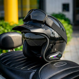 Vintage Cruise Carbon Fiber Three-Quarters Helmet Bluetooth Headset