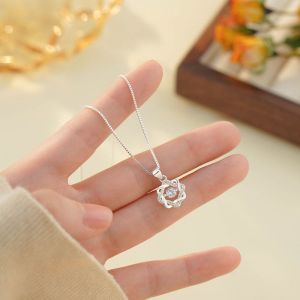 Elegant Silver Twisted Zircon Necklace Fresh Sweet Girls Versatile Clavicle Chain Fashion Jewelry Accessory