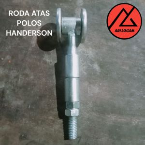 RODA ATAS POLOS HANDERSON PAGAR GARASI
