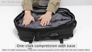 SEA CHOICE กระเป๋าเป้สะพายหลังแบบขยายได้พร้อมพอร์ต USB สำหรับใช้งานในรถยนต์ พร้อมระบบดูดอากาศอัตโนมัติ และล็อค TSA