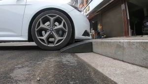 Driveway Curb Ramps Pressure Resistant Rubber Ramp Motorhome Truck Shed Wheelchair Pad Anti-slip Car Wheel Rubber Portable