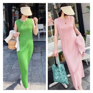 Nova quality⭐One person one pleat ⭐​8 colors ~ classic basic style straight tube sleeveless Miyake fold vest dress summer everything matching foreign style bottoming long skirt