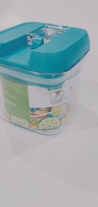 Airtight Food Storage Stackable Container with Easy Lock and BPA Free 1set7pcs