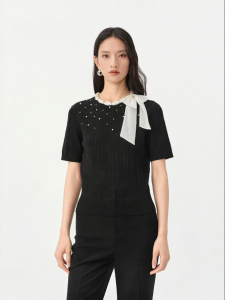 Koradior | Handcrafted Pearl and Knotted Bow Crewneck Jacquard Sweater