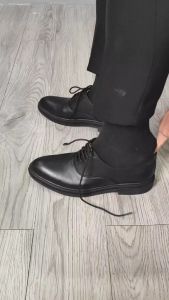 Đón gót giày MICA giúp bạn xỏ chân vào giày dễ dàng cây đón gót giầy cao cấp màu ngẫu nhiên kèm móc treo chìa khóa