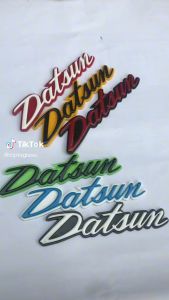 EMBLEM MOBIL DATSUN  EKSTERIOR MOBIL VARIASI TIMBUL 3D BAHAN FIBERGLASS