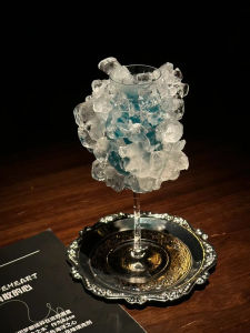 แก้วชิ้นส่วนเครื่องดื่มผสมกลิ่น Whiskey Glass BarX Vintage European Style Cocktail Glass Glassware for Restaurant